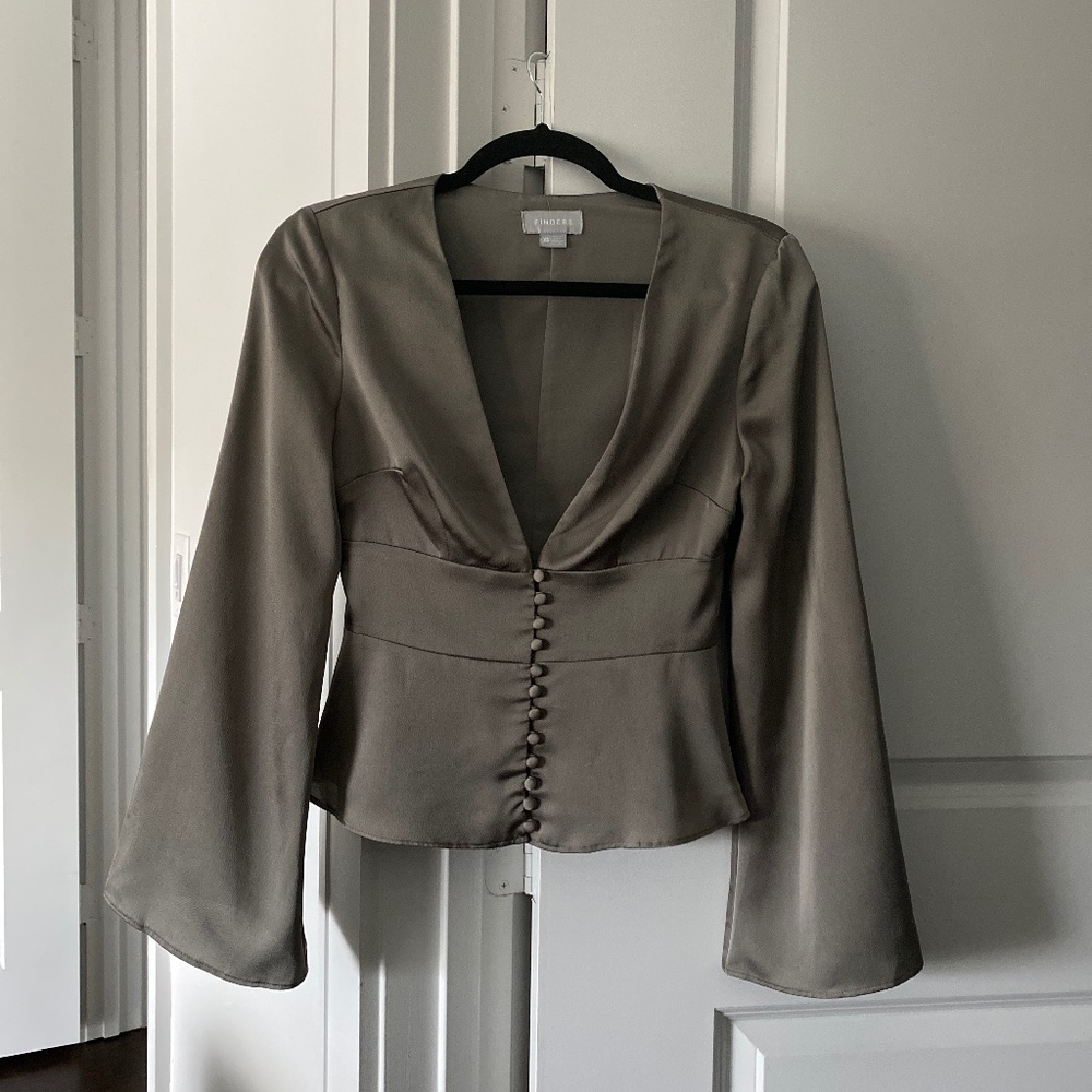 Finders sage blouse